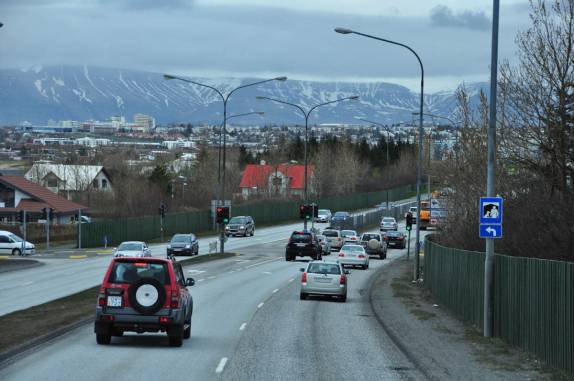 Chegando à Reykjavik, capital da Islândia